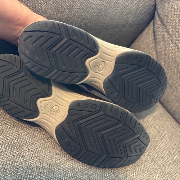 Easy Spirit Traveltime Mules Woman’s Sz 12 - Picture 7 of 8